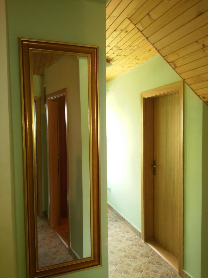 Guesthouse Wolf Zabljak  Bagian luar foto