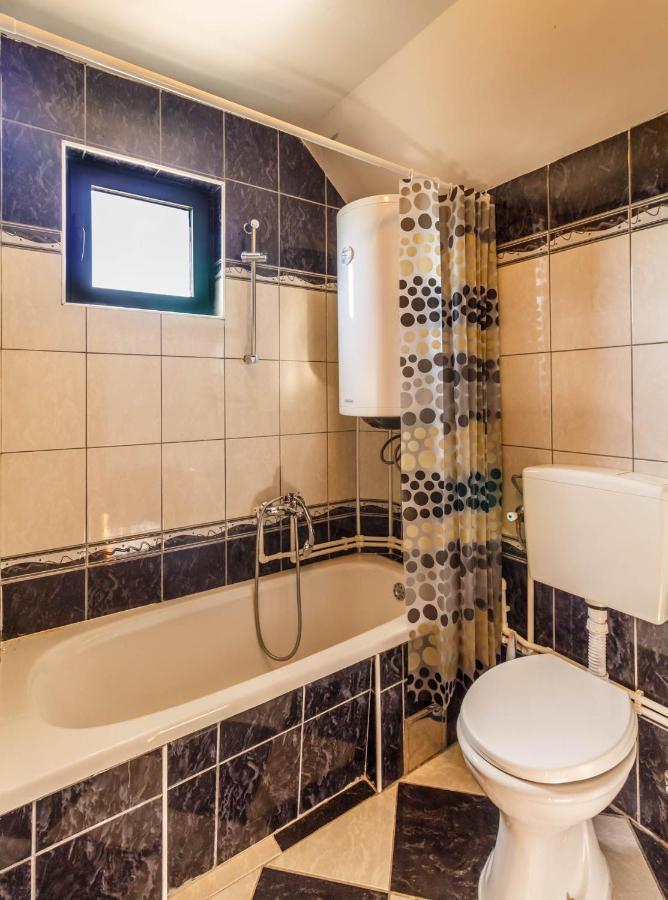 Guesthouse Wolf Zabljak  Bagian luar foto