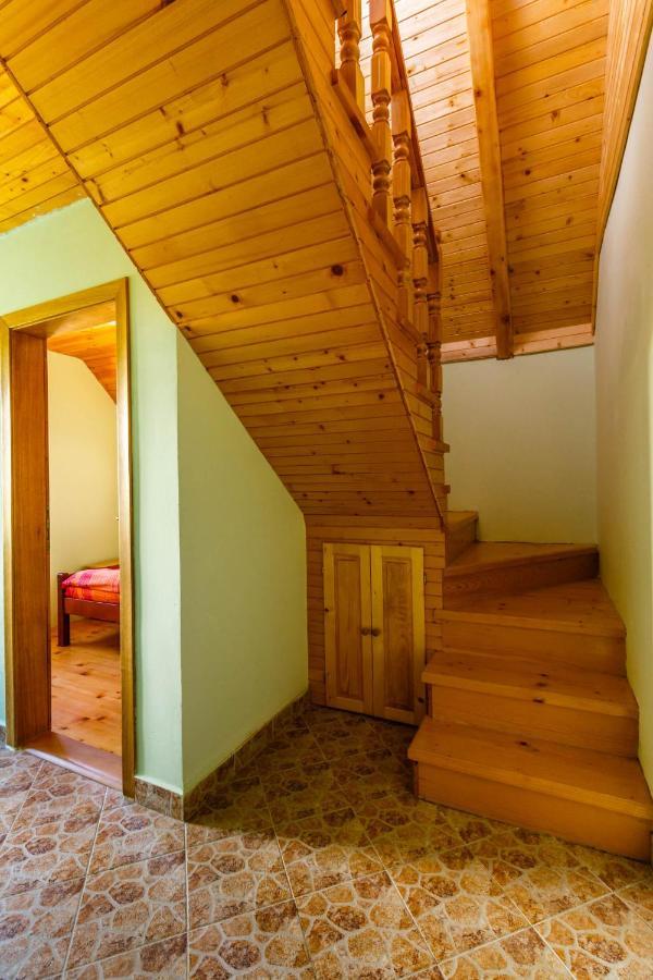 Guesthouse Wolf Zabljak  Bagian luar foto