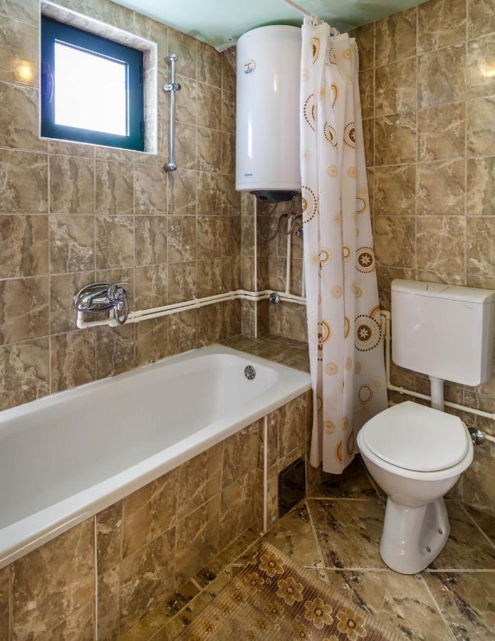 Guesthouse Wolf Zabljak  Bagian luar foto