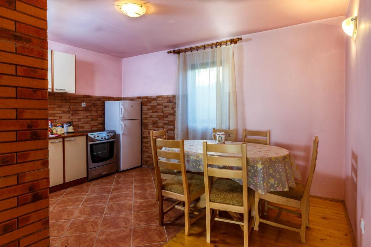 Guesthouse Wolf Zabljak  Bagian luar foto