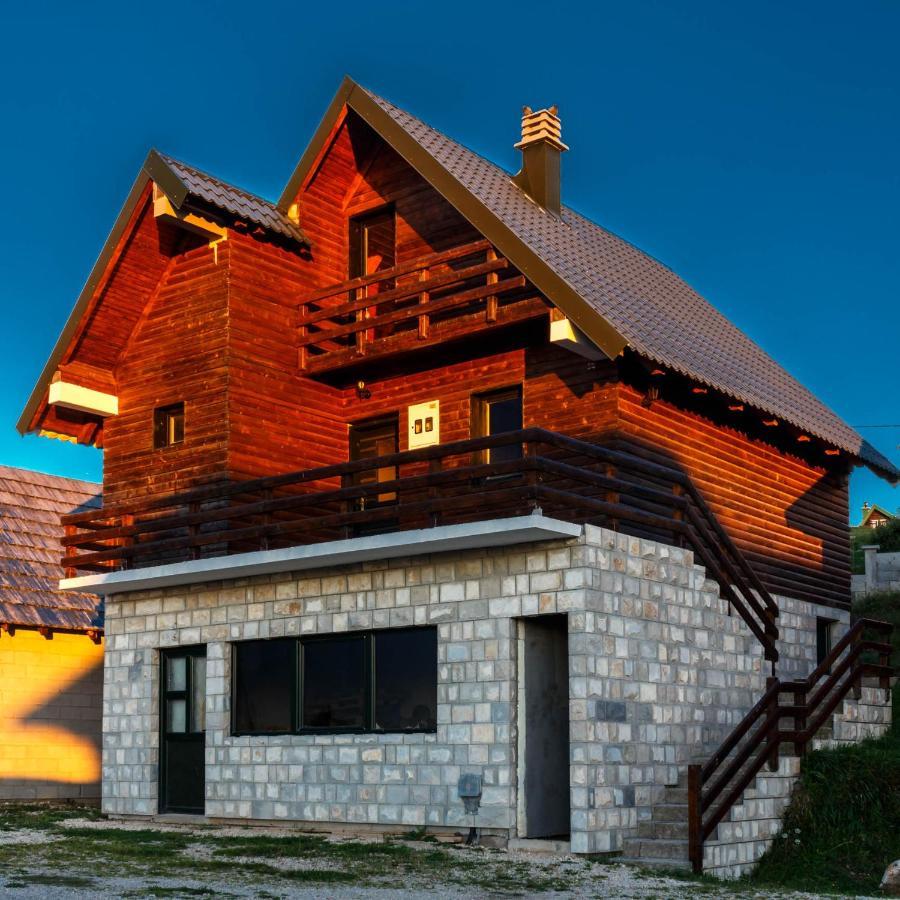 Guesthouse Wolf Zabljak  Bagian luar foto